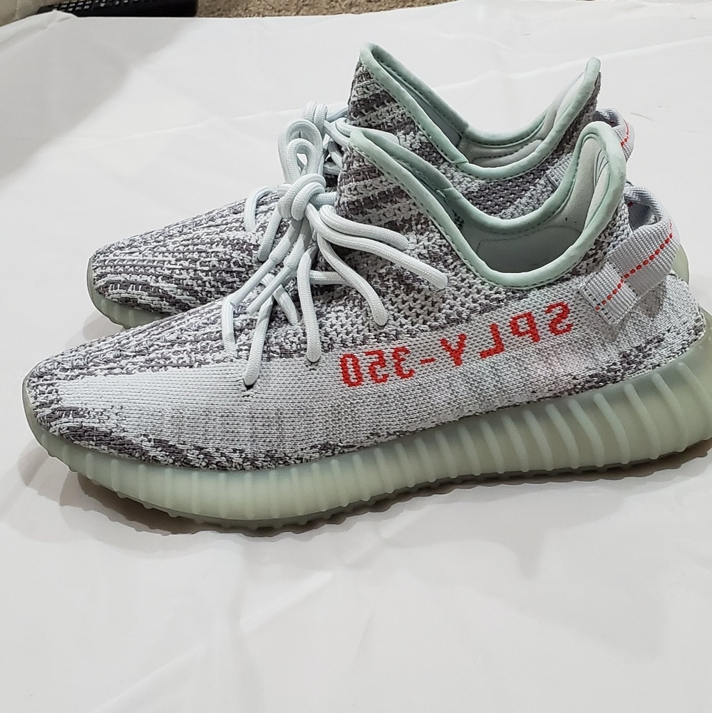 Yeezy 350 V2 Blue tint